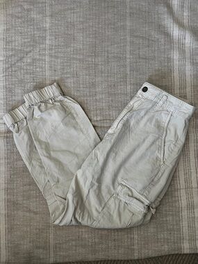 Abercrombie & Fitch Cream Utility Cargo Pants